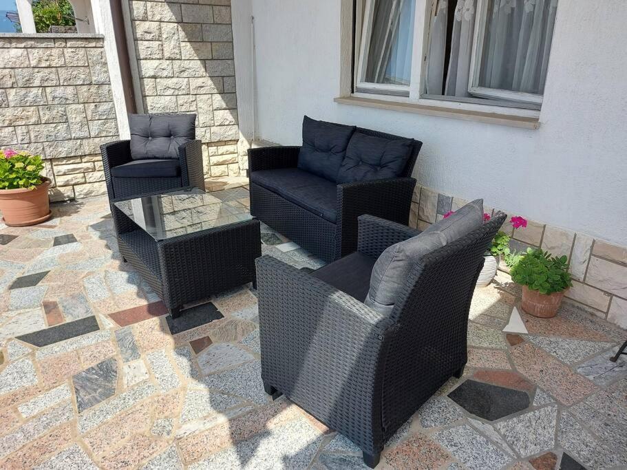 Apartment Mediterranean Garden Риека Экстерьер фото
